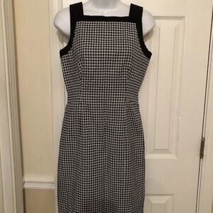 W by Worth Monochrome Patterned Midi Dress